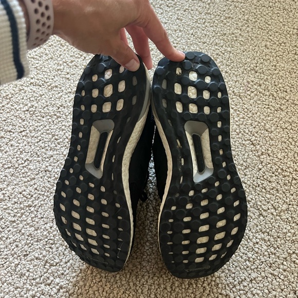 Adidas Ultraboost 4.0 DNA Running Shoe - Picture 5 of 5